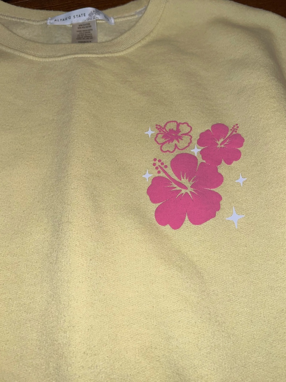 Altar'd State Yellow Pink Hibiscus Floral Coastal Crewneck Sweatshirt Size XS/S - Picture 8 of 10